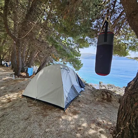 Pine Side Camp خيمة فخمة