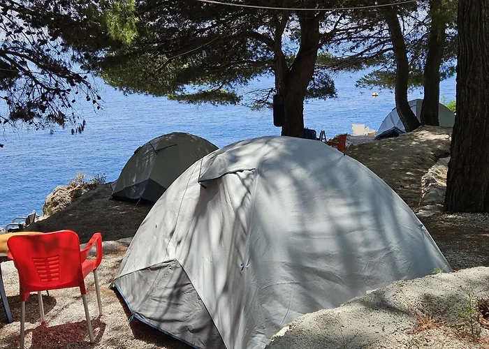 Pine Side Camp 豪华帐篷 *