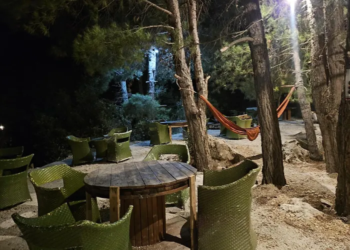 Pine Side Camp * 希马拉