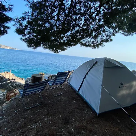 Campo de lujo Pine Side Camp *